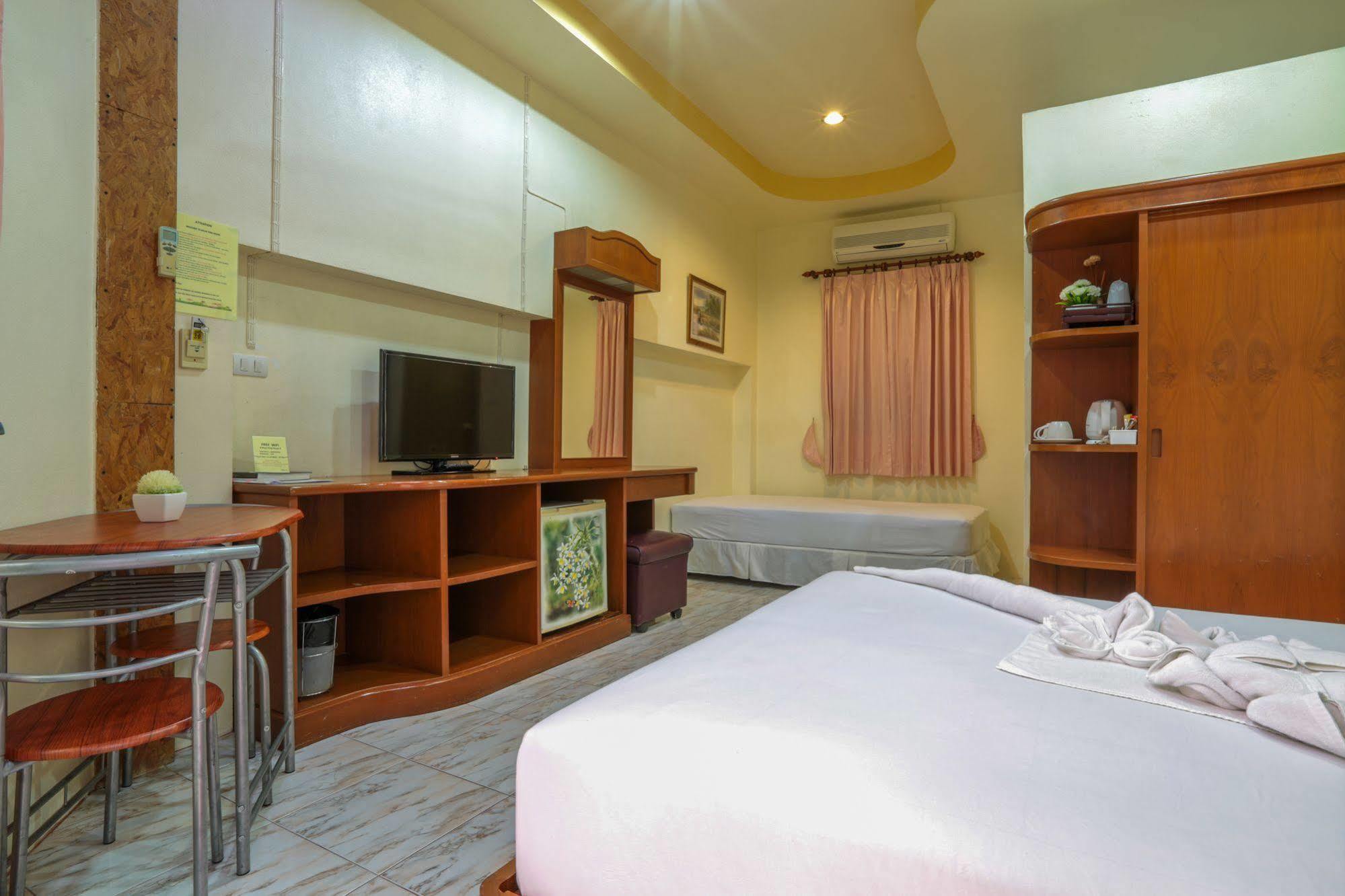 Khun Ying House Hotel Ko Tao Buitenkant foto